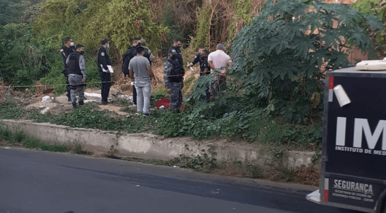 Mulher é assassinada e corpo jogado em grotão na zona Sul de Teresina