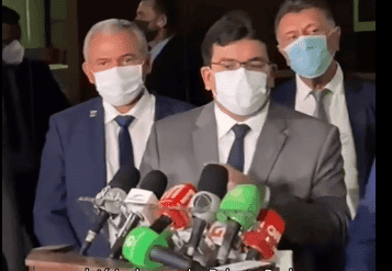 Rafael Fonteles participa de entrega do relatório da Reforma Tributária ao Senado