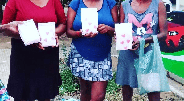 Professora arrecada e distribui absorventes para combater a pobreza menstrual em Teresina