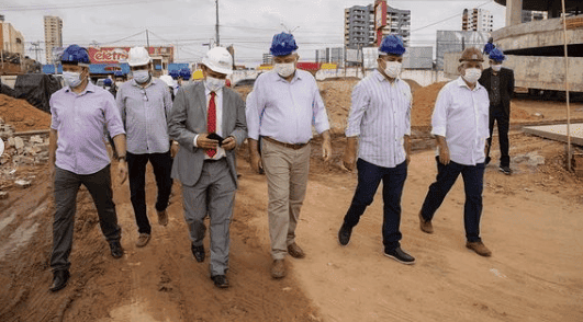 Wellington Dias e Florentino Neto visitam canteiro de obras da nova maternidade
