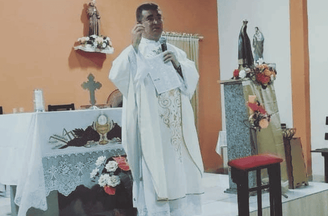 Padre Jonilson Torres Rezende