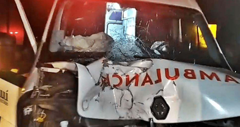 Ambulância envolvida no acidente