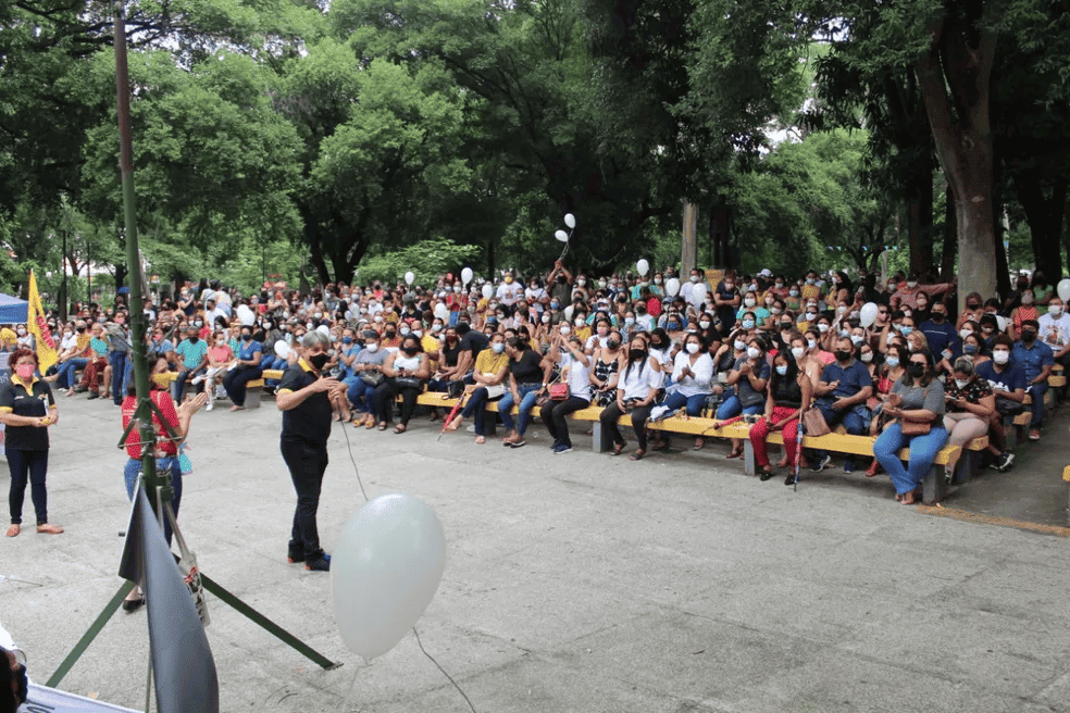 Professores da rede municipal de Teresina deflagram greve