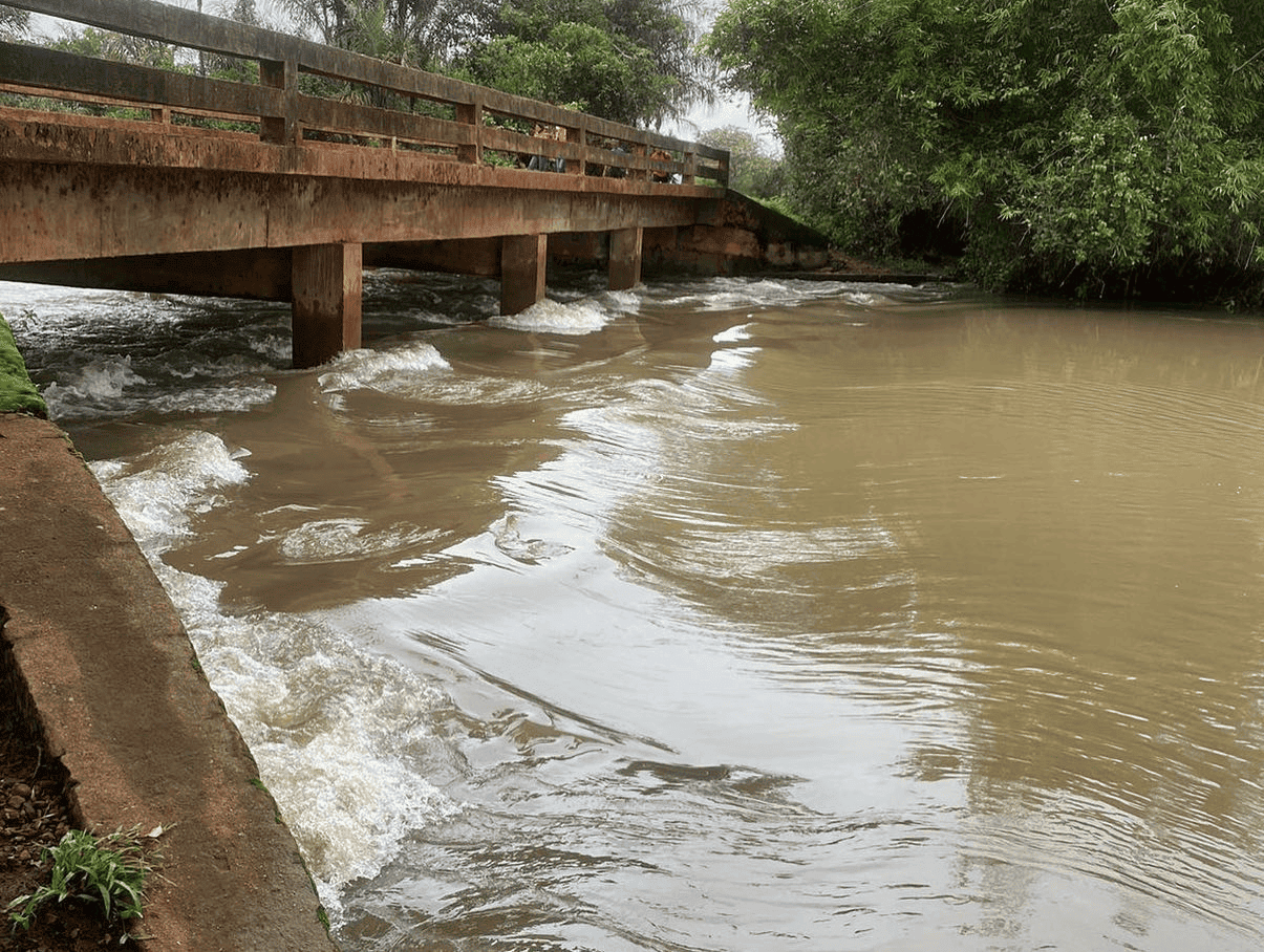 Rio Marathaoan em Barras