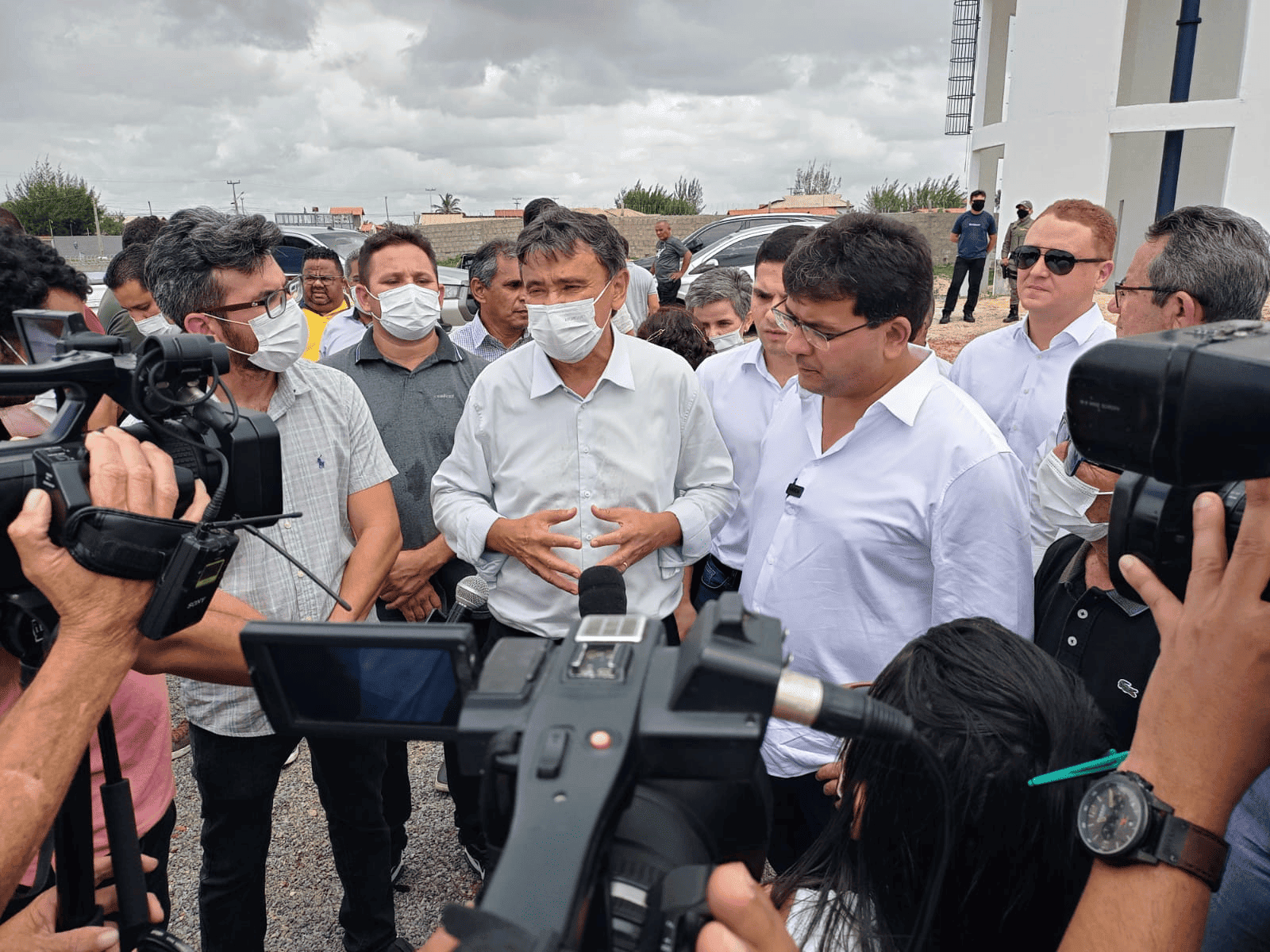 Governador Wellington Dias entrega mais uma etapa das obras da Adutora do Litoral