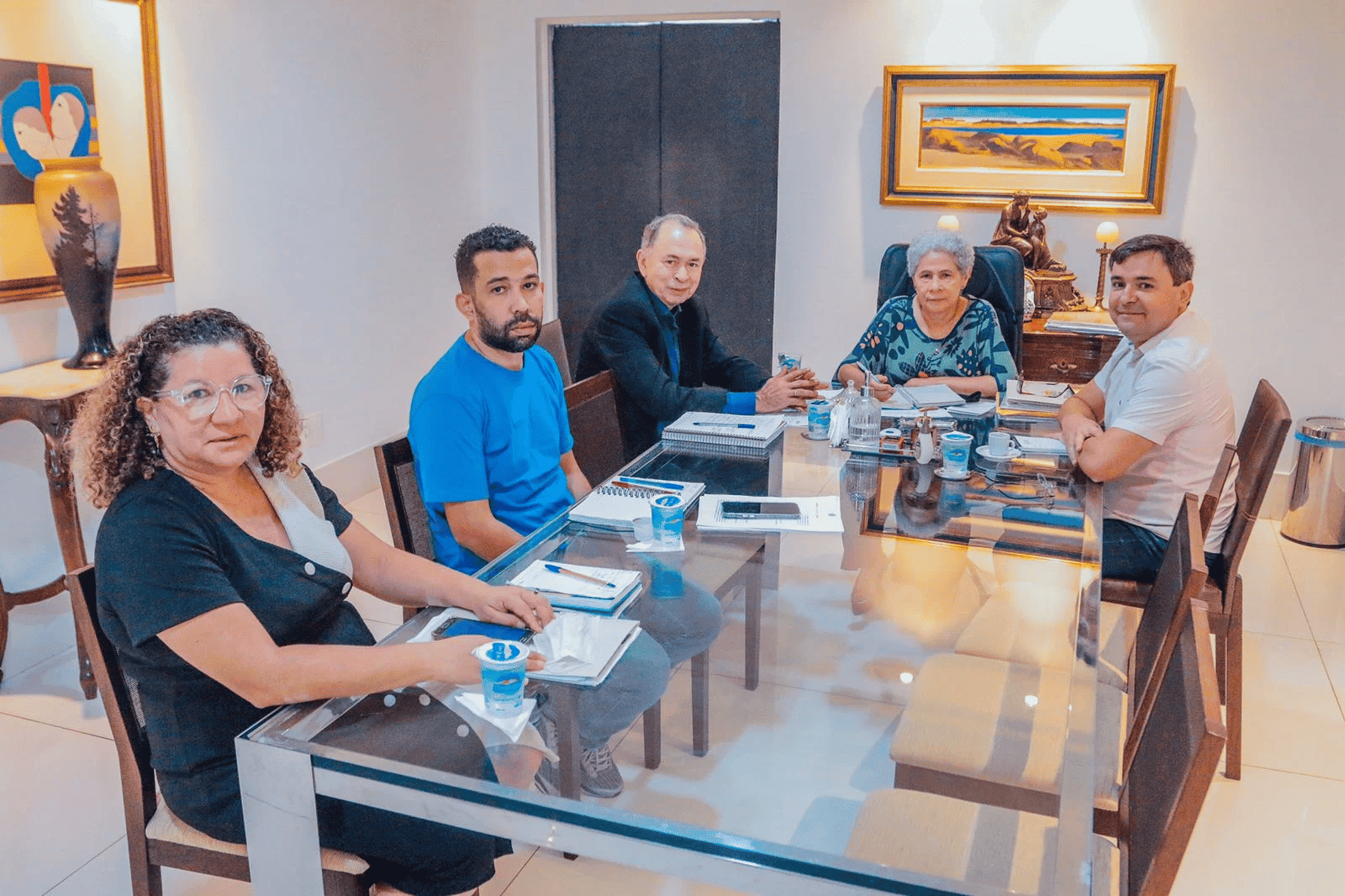 Regina Sousa dobra auxílio para mestres de cultura do Piauí
