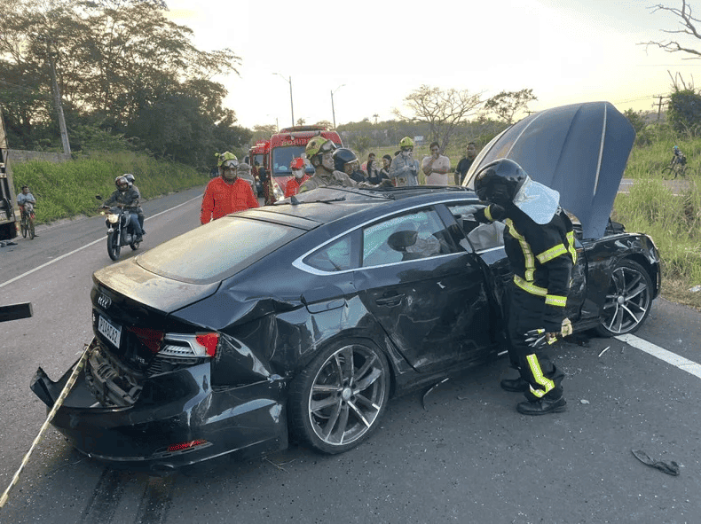 Acidente com Audi em Teresina