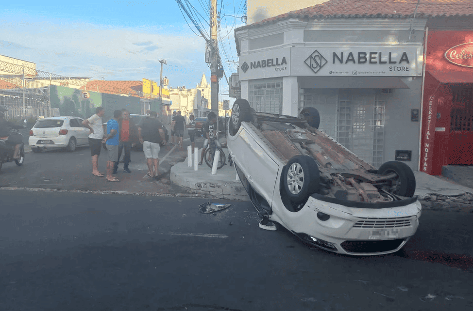 Acidente no Centro de Teresina deixa uma pessoa ferida