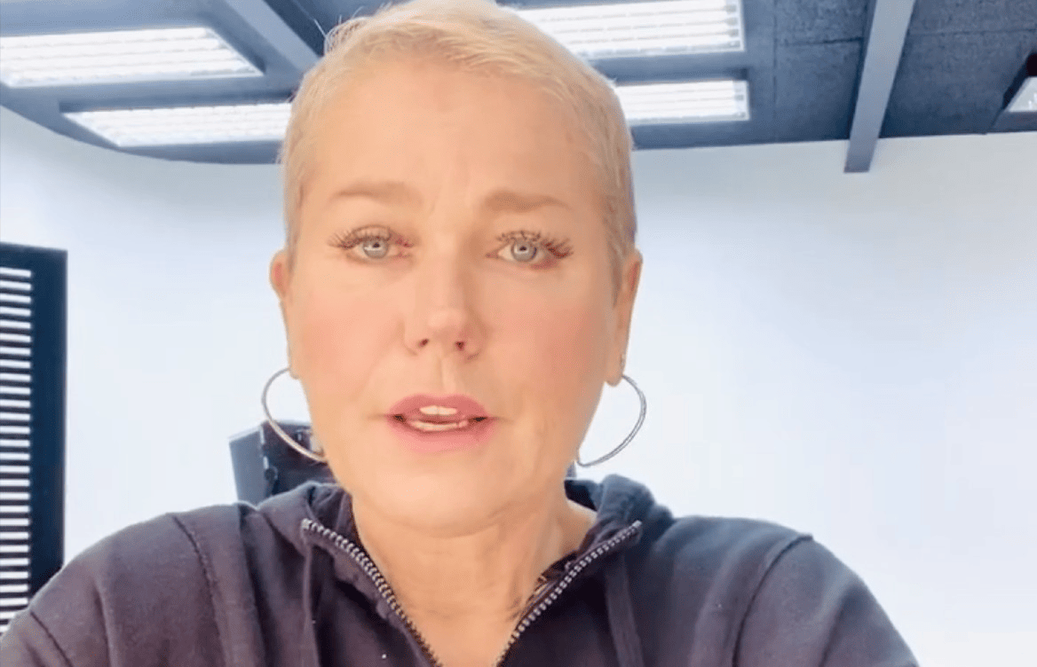 Xuxa chama Bolsonaro de pedófilo e faz apelo a quem ainda vota no 'monstro'
