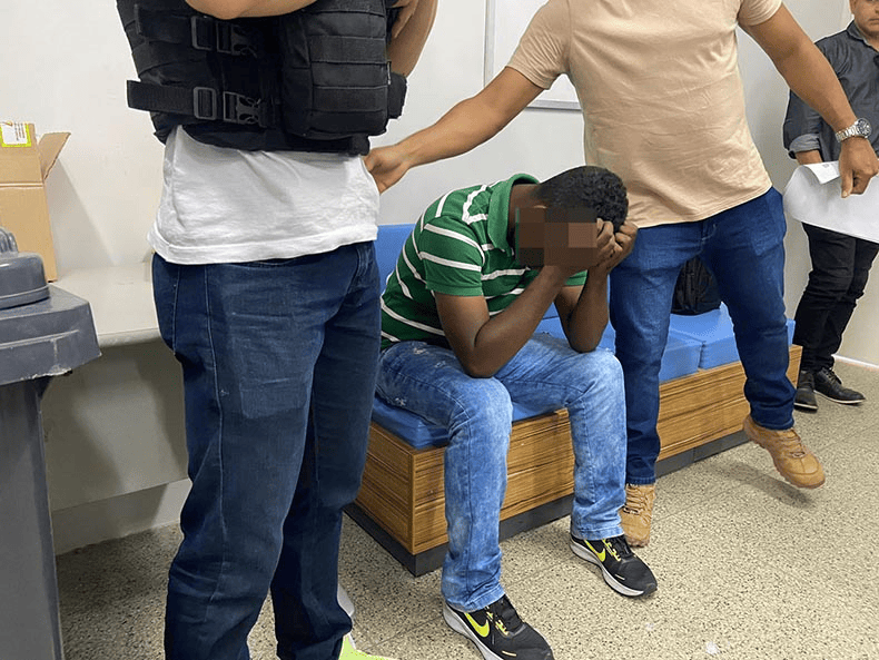 Homem registra B.O e acaba preso