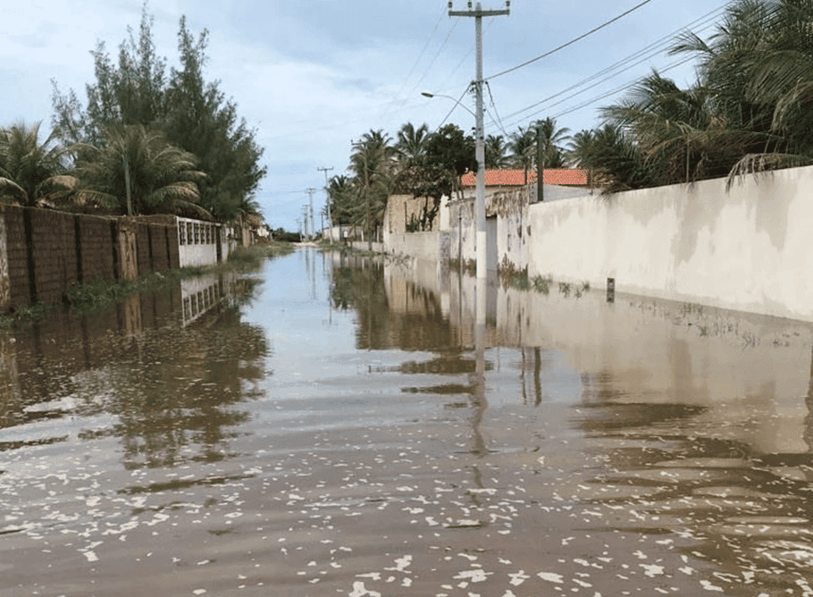 Ruas alagadas em Luís Correia