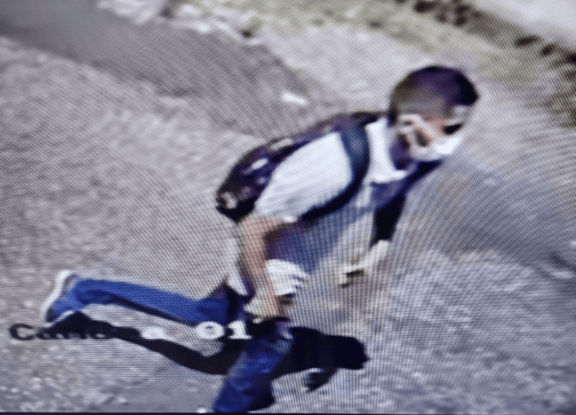 Polícia tenta identificar acusado de matar idoso