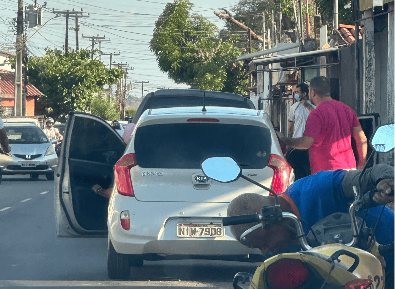 Os suspeitos usavam bloqueador de sinal para para furtar carros