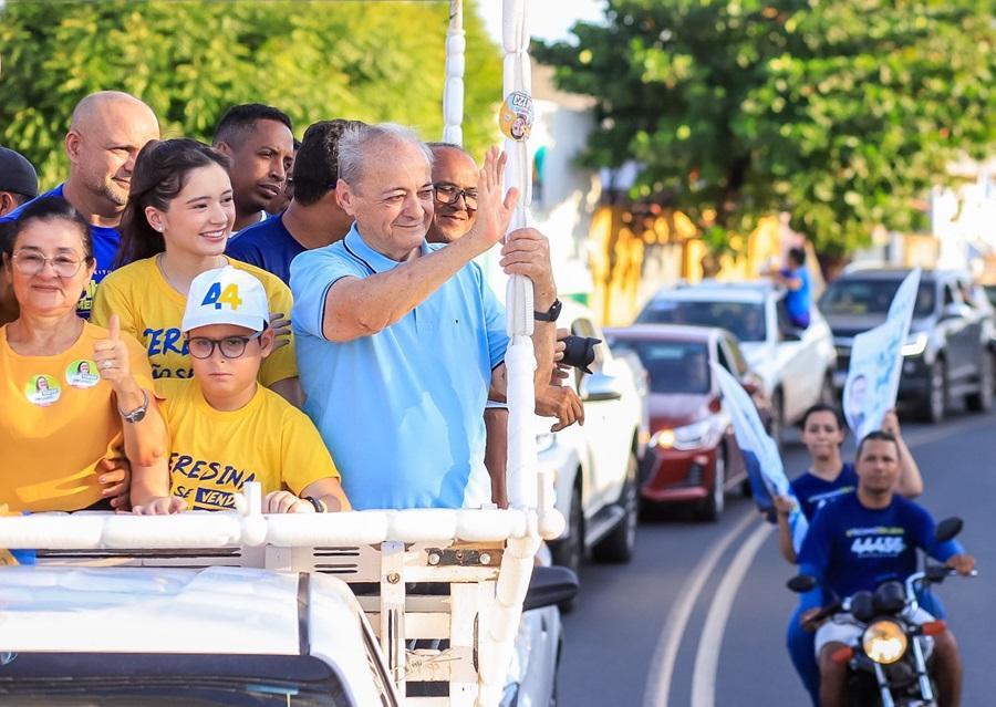 Silvio Mendes reuniu centenas de apoiadores em carreata na zona Norte