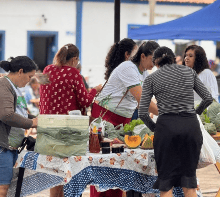 Feira da Agricultura Familiar de Pedro II reúne produtos frescos e saudáveis