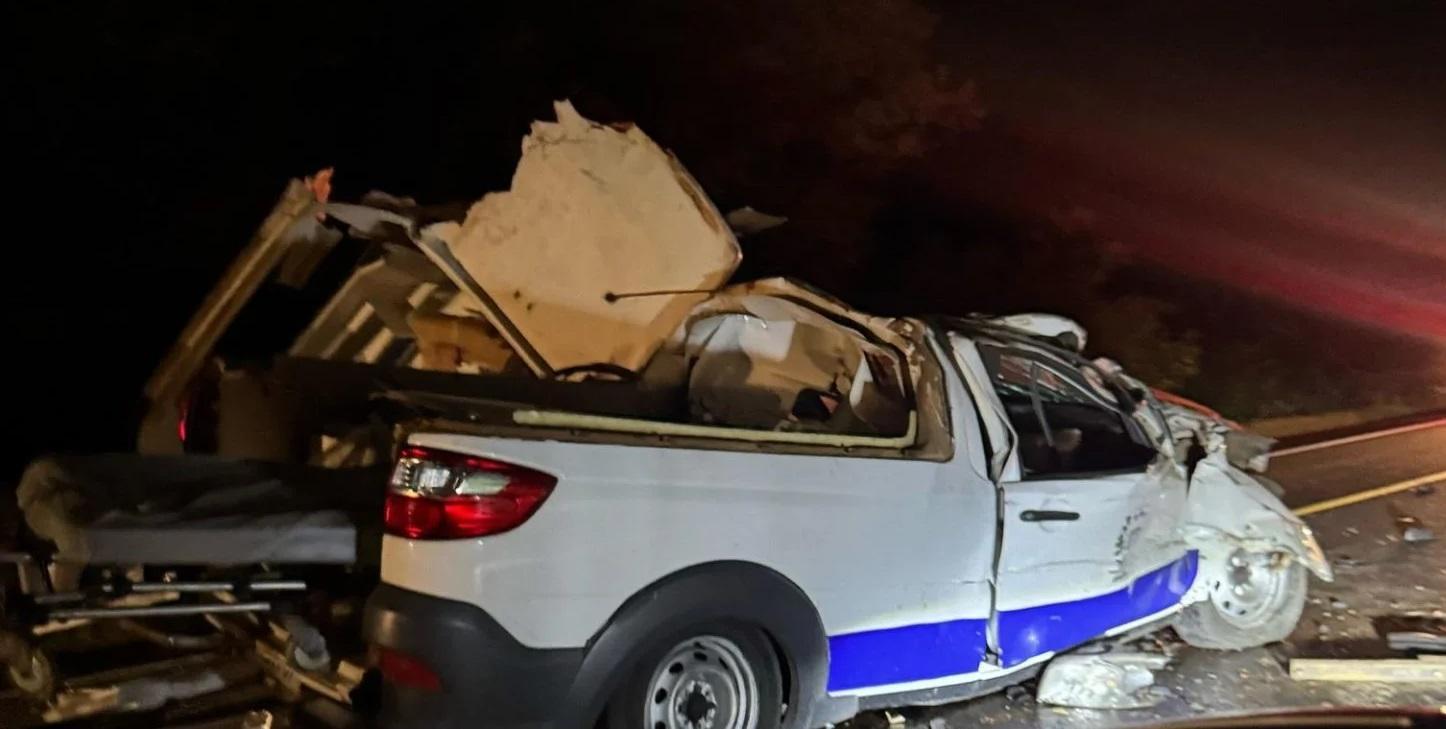 O carro servia para o transporte de pacientes do município