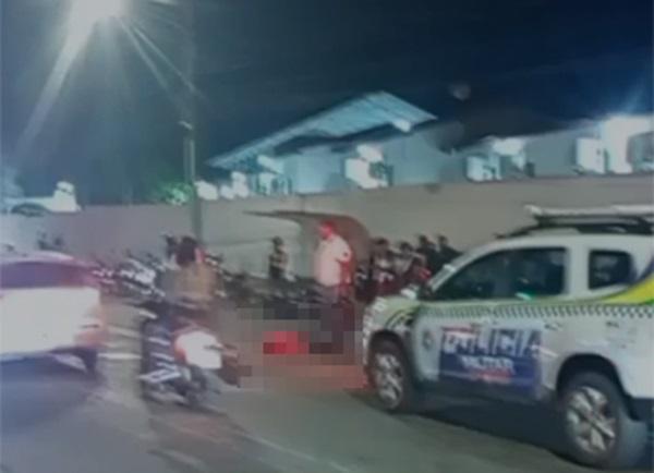 Entregador morre atropelado na avenida Duque de Caxias