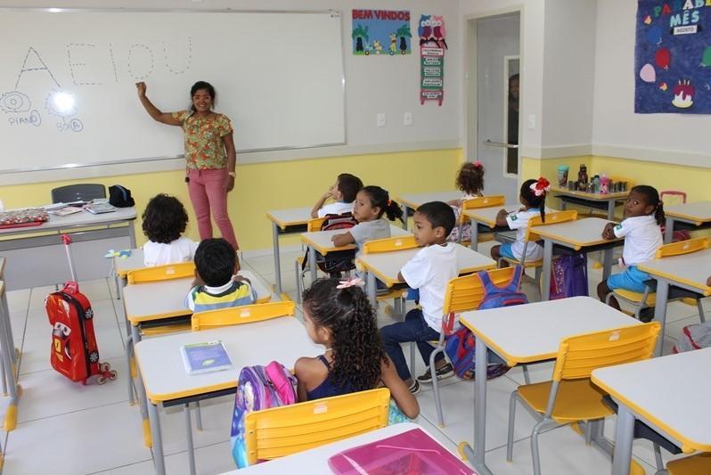 Determinação também impede a contagem de eventos ou festividades como dias trabalho escolar