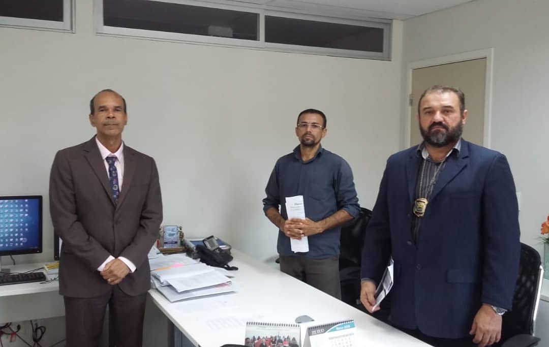 Reunião entre diretores do Sinpoljuspi com o juiz Vidal em Teresina