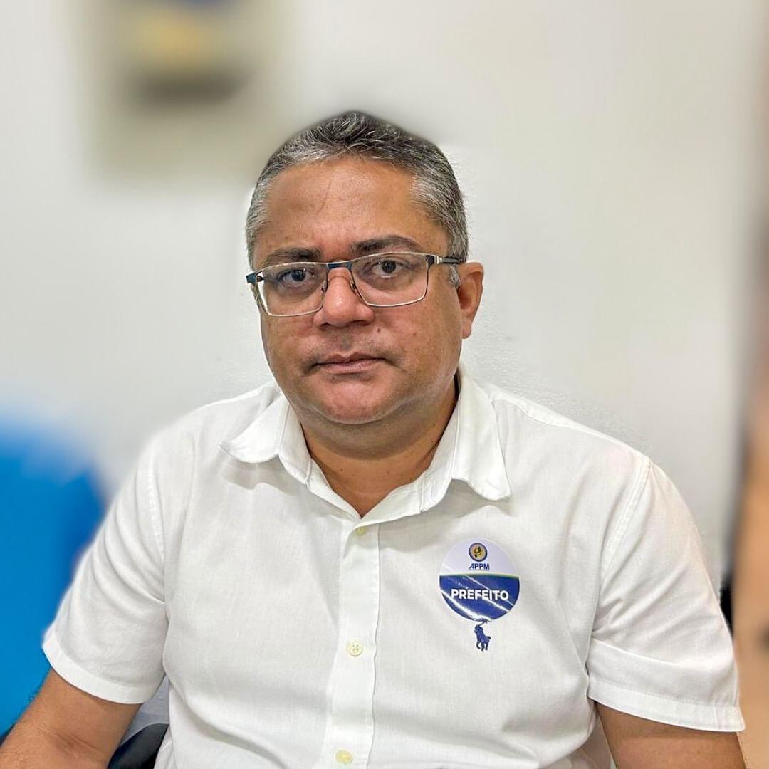 O prefeito de Marcos Parente, Gedison Alves