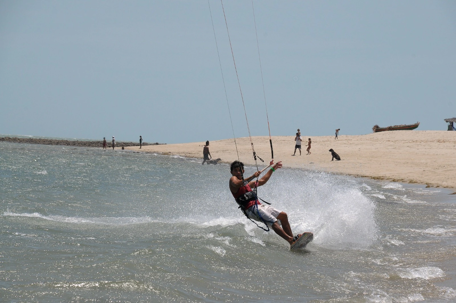 Temporada de julho no litoral piauiense na Praia de Barra Grande  - Cajueiro da Praia -