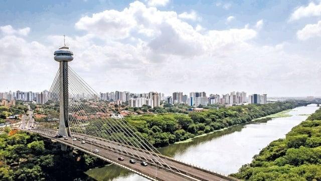 Mirante da ponte estaiada