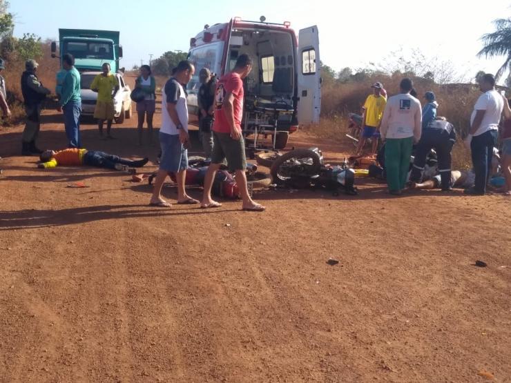Acidente envolvendo duas motos