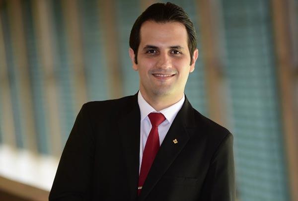 Thiago possui mais de 15 anos de experiência em gestão com empresas públicas e privadas nacionais e multinacionais