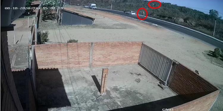 Corpos foram arremessados a uma altura considerável e grande distância com o impacto