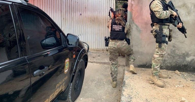 Combate ao tráfico de drogas