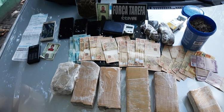 Droga e dinheiro apreendido pela Força Tarefa nesta terça (02)