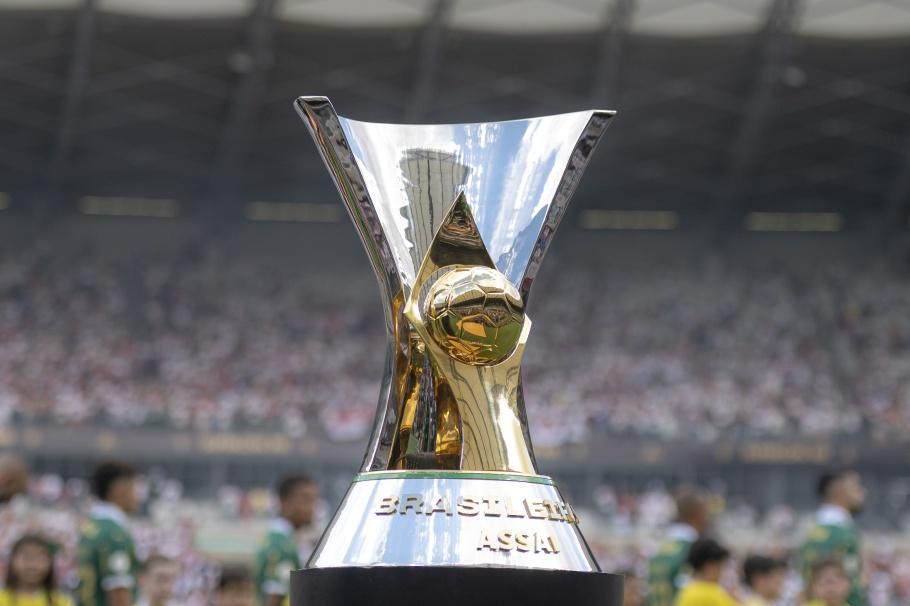 Ministro do esporte pede paralisação do Brasileirão