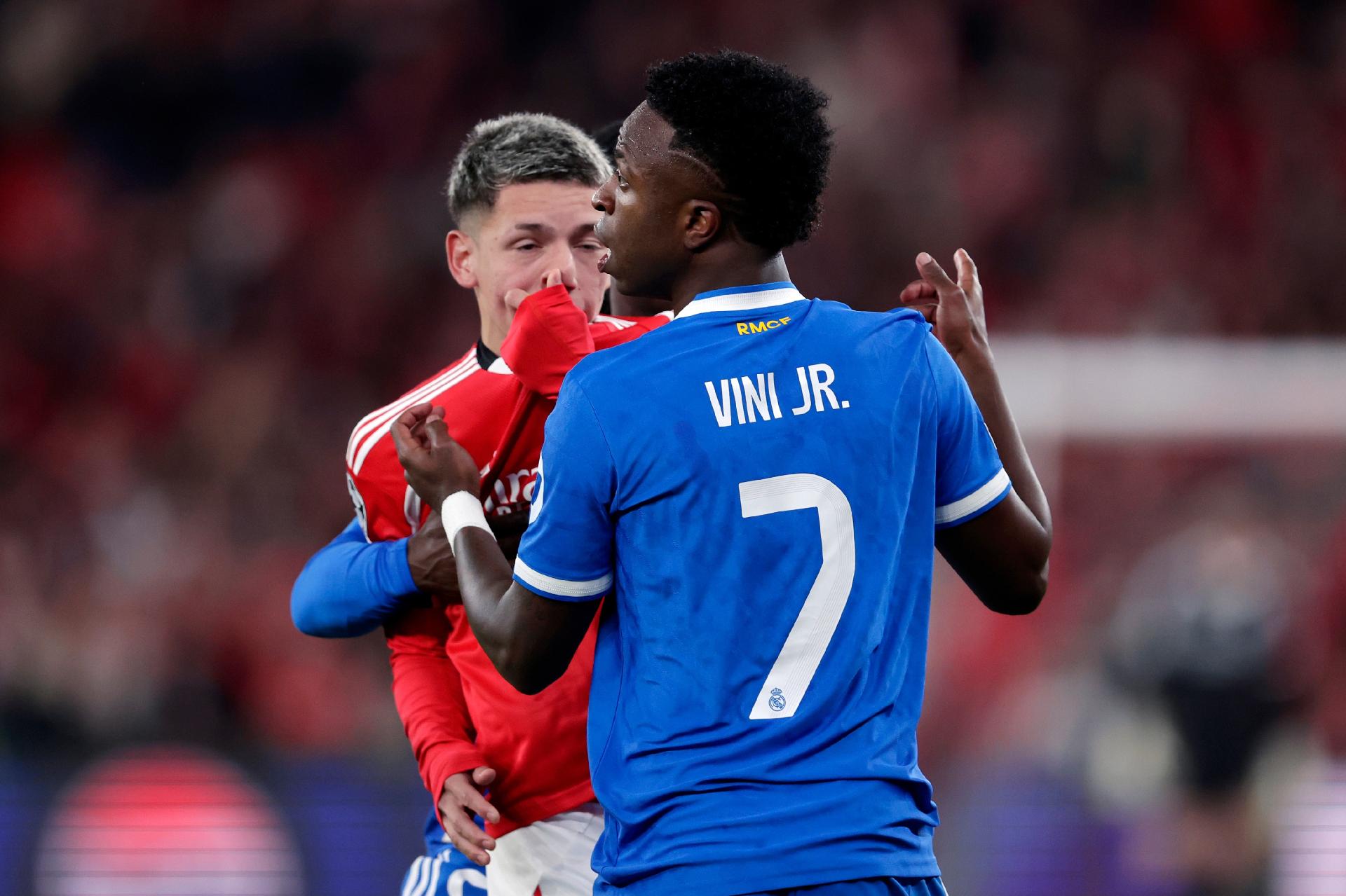 UEFA suspende provisoriamente Gianluca Prestianni após caso de racismo contra Vinícius Jr