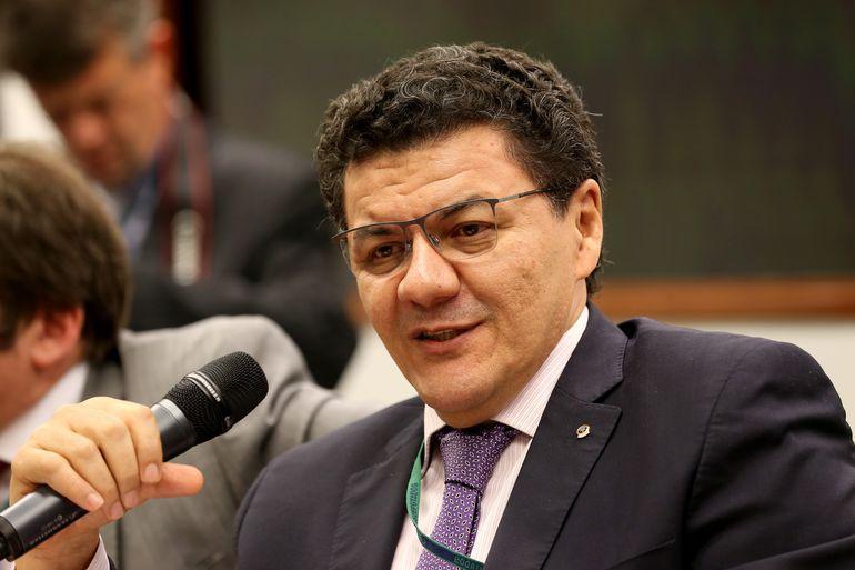 Juiz Roberto Veloso