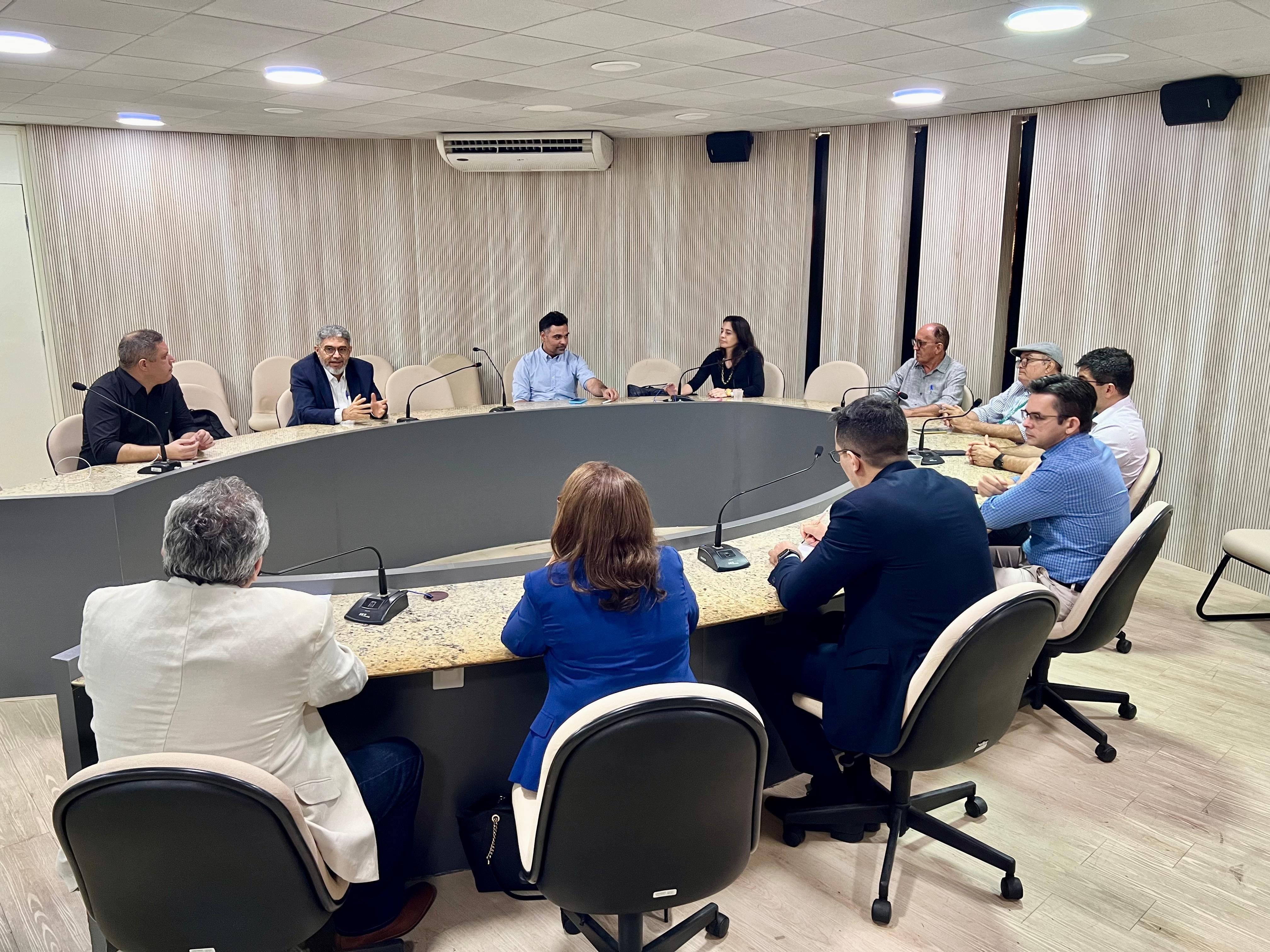 Reunião com o Conselho Regional de Medicina (CRM)