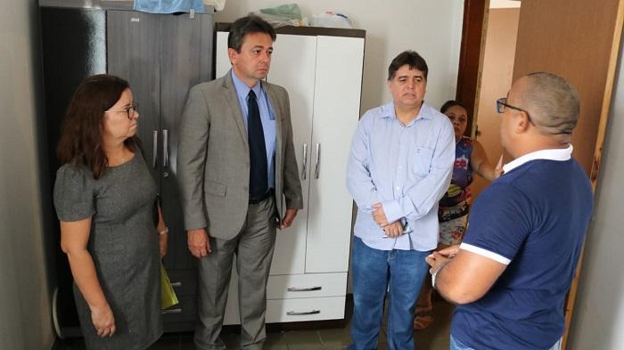 Promotores Liana Lages, Eny Pontes e Elói Pereira em visita