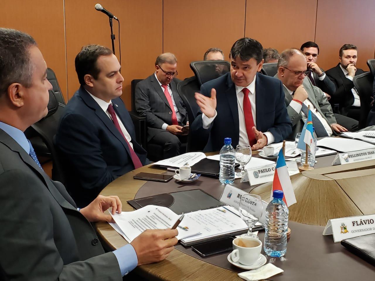 Wellington Dias na reunião do Consórcio Nordeste