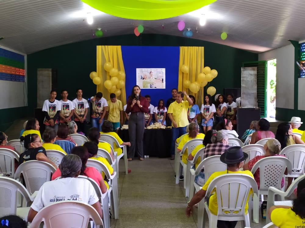 Entrega de fardamento