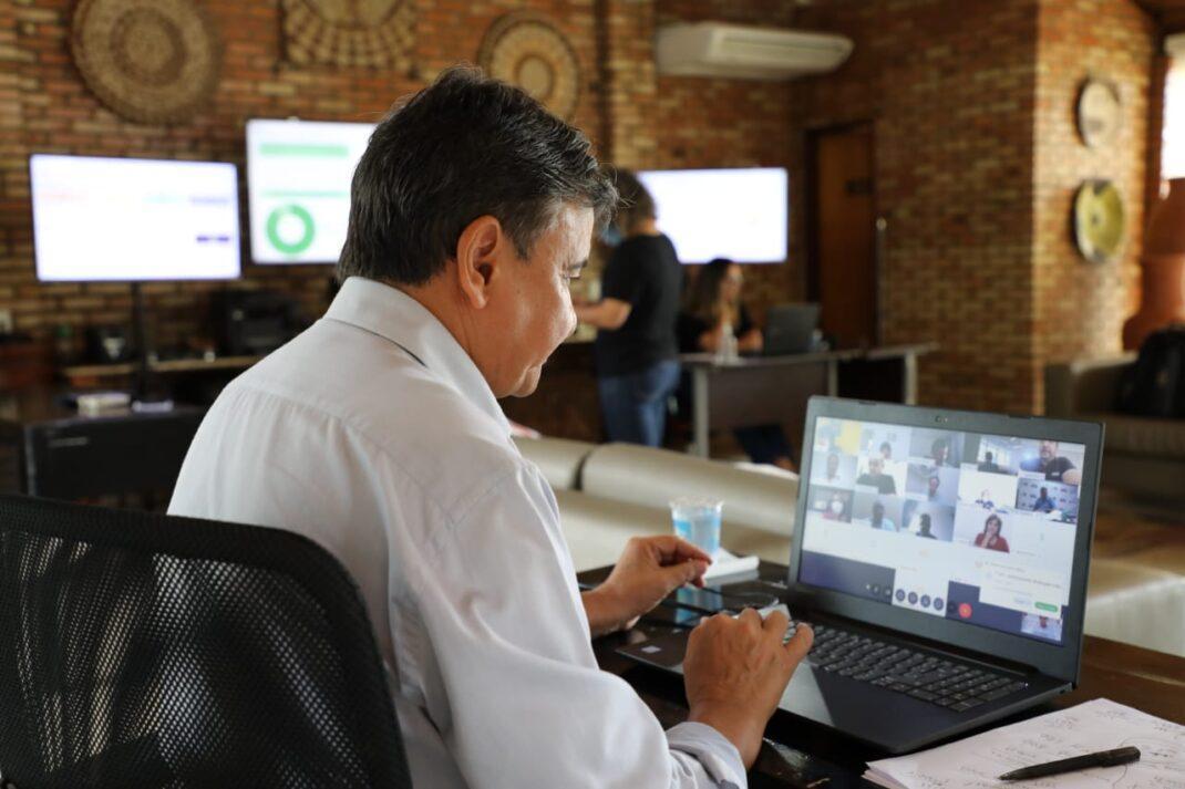 Goverador Wellington Dias em videoconferência