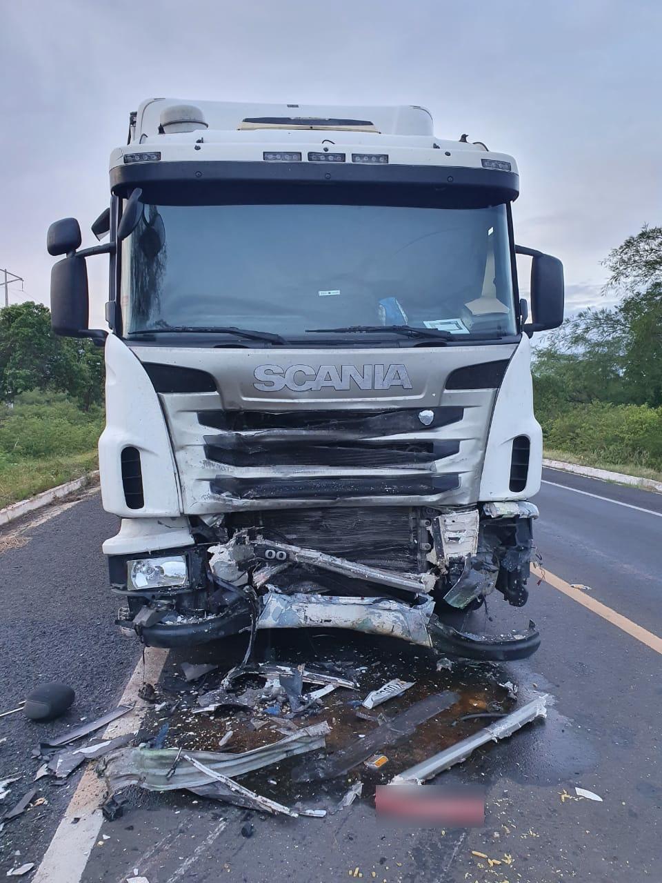 Colisão deixa um morto na BR 316