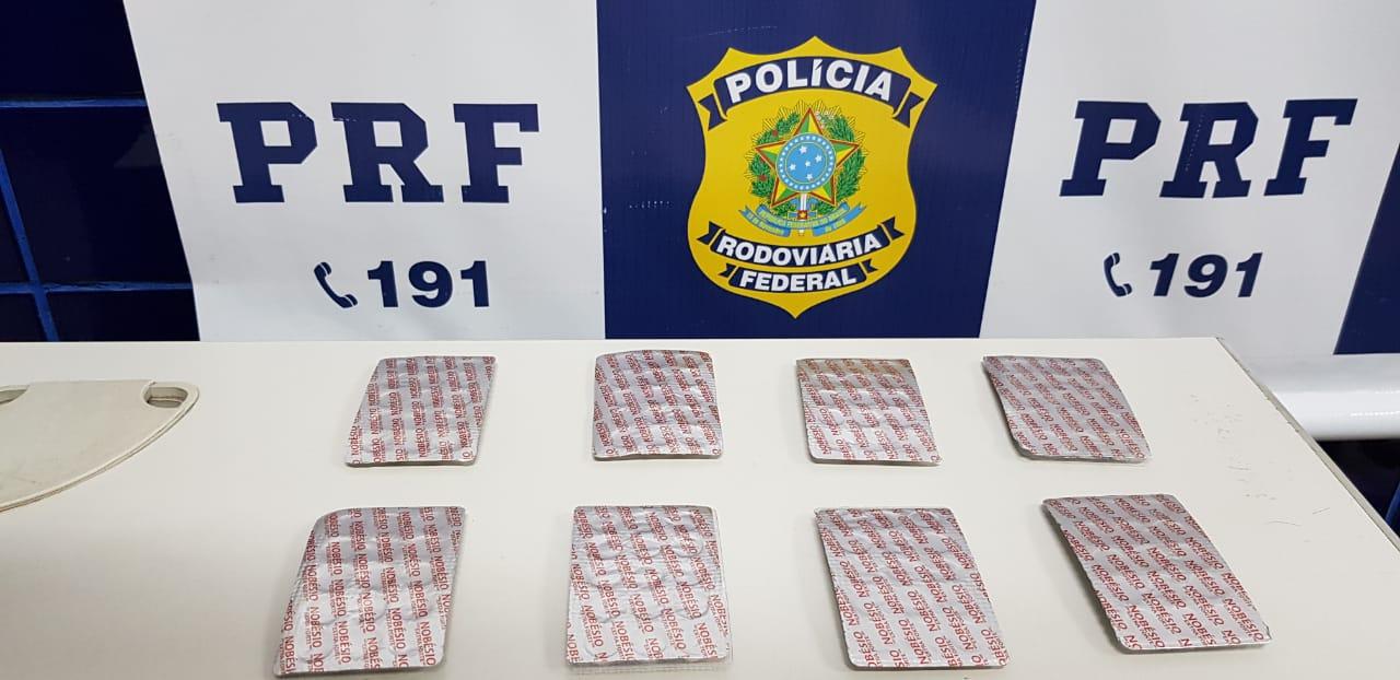 Caminhoneiro é preso por estar portando anfetaminas para consumo
