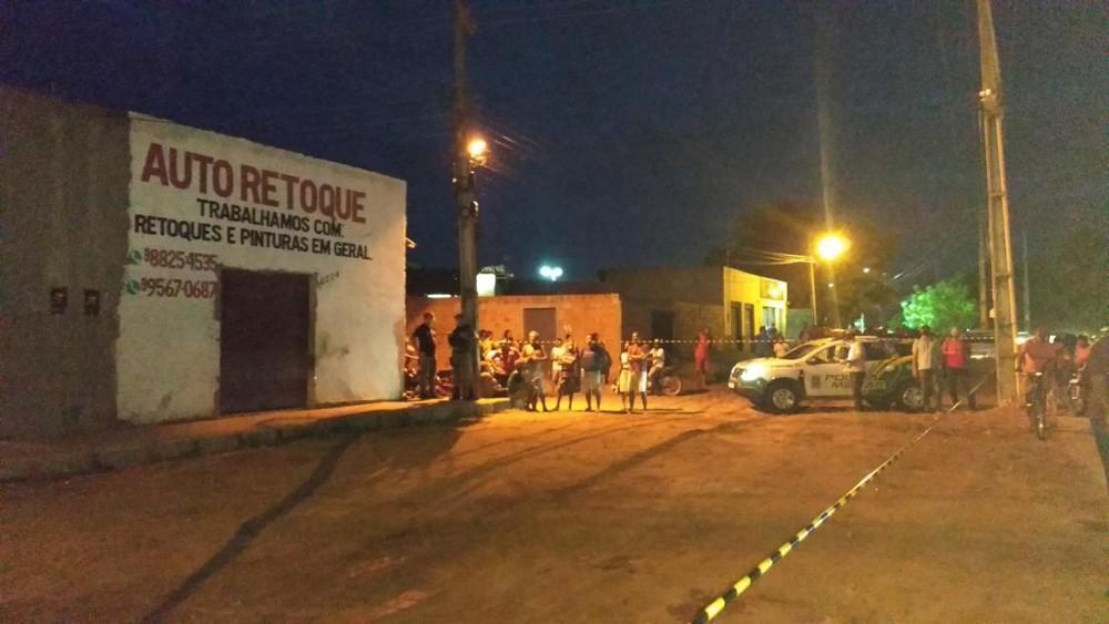 Jovem é morto a tiros dentro de casa no bairro Nova Teresina