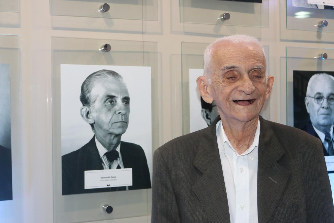 Dr. Deusdedit Sousa