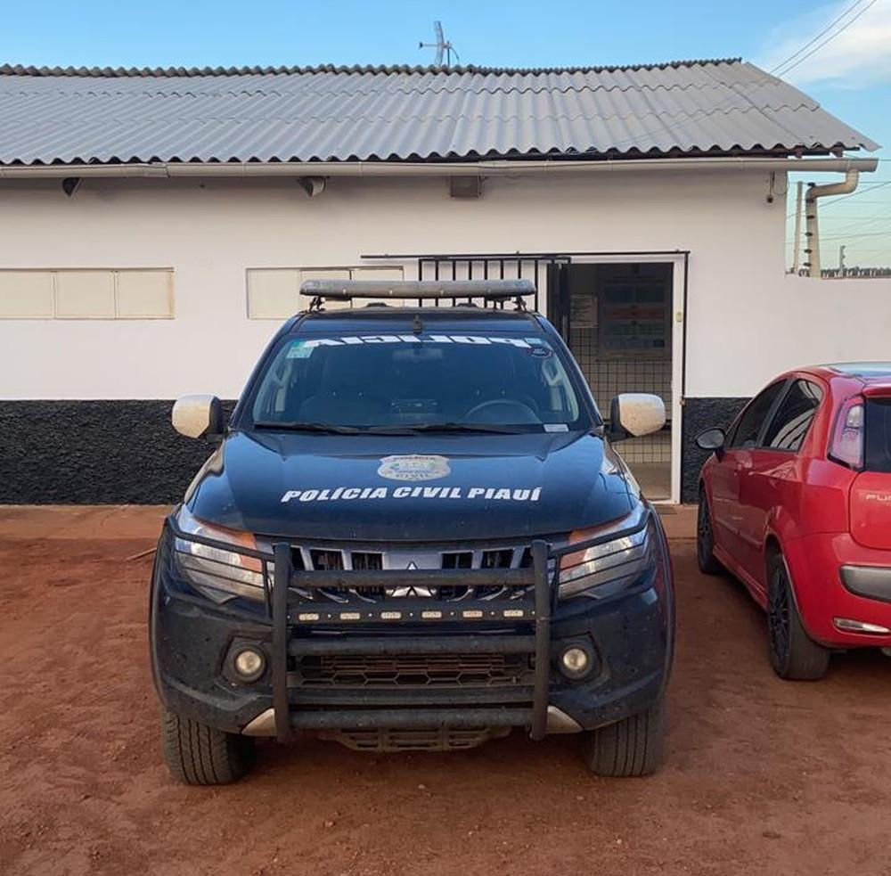 Policiais apreenderam os adolescentes nesta quarta-feira (3)