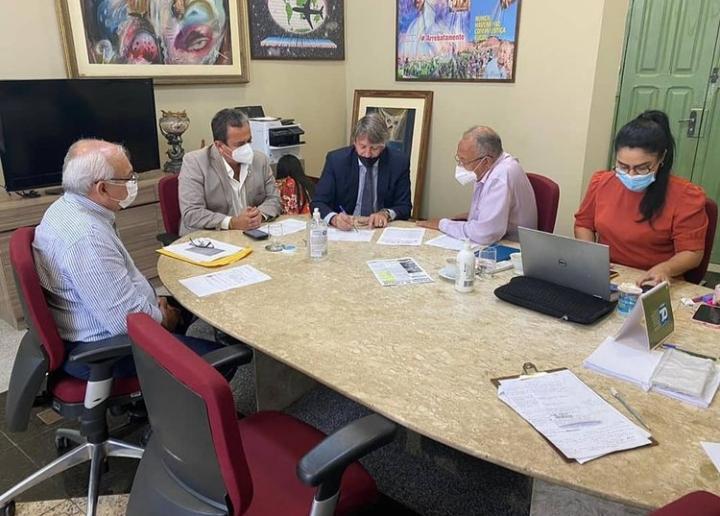 Marcelo Morais, superintendente do Patrimônio da União no Estado do Piauí, Dr. Pessoa e Henrique Pires discutiram o tema