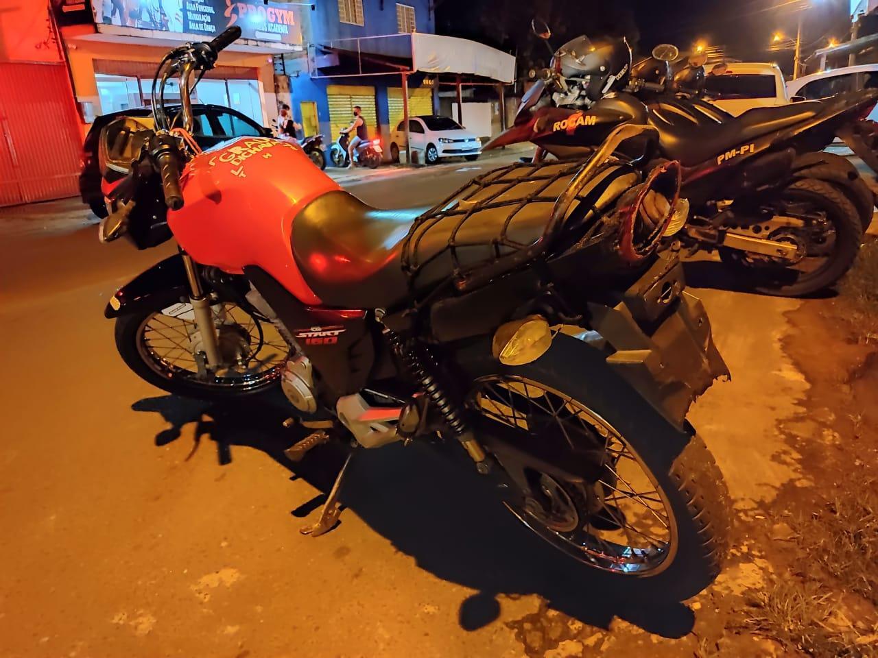 Moto roubada foi apreendida com menor