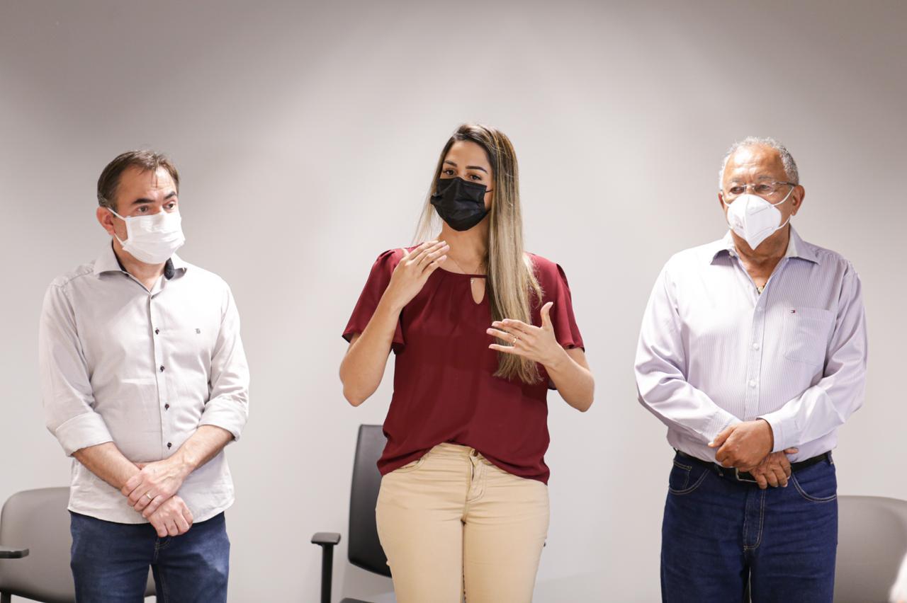 Secretário da Semdec, Marcelo Eulálio, Gessy Fonseca, Semest e prefeito Dr. Pessoa