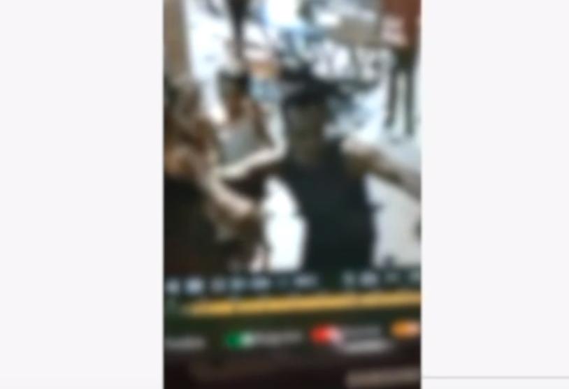O homem estava alterado e ameaçou uma criança