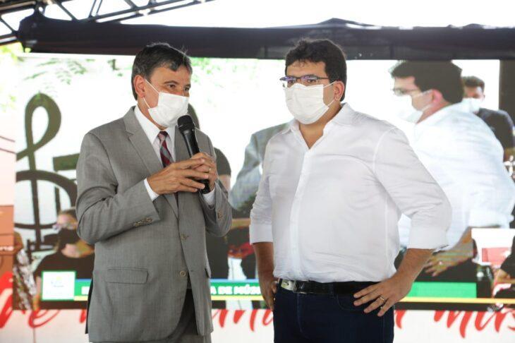 O governador Wellington Dias com Rafael Fonteles
