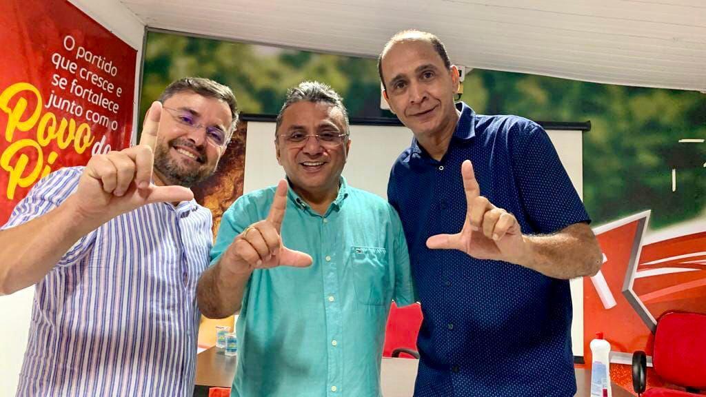 Dudu passa a apoiar Fábio Novo